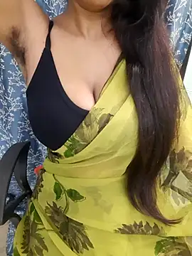 Snapshot of Sexy_Mal89 chatting on September 13, 9:31 am Sexy Mal89 online show from September 13, 9:31 am