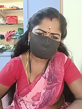 Snapshot of tamilammukuttyy chatting on June 26, 3:27 pm tamilammukuttyy online show from June 26, 3:27 pm