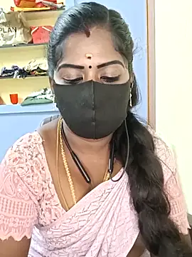 Snapshot of tamilammukuttyy chatting on June 30, 8:10 pm tamilammukuttyy online show from June 30, 8:10 pm