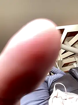 Snapshot of Thiago_blsd chatting on September 11, 6:30 pm Thiago blsd online show from September 11, 6:30 pm