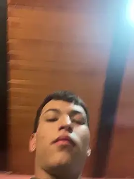 Snapshot of Thiago_blsd chatting on September 12, 6:35 am Thiago blsd online show from September 12, 6:35 am