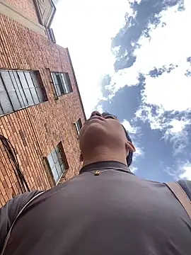 Snapshot of Thiago_blsd chatting on September 12, 6:52 pm Thiago blsd online show from September 12, 6:52 pm