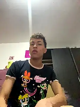 Snapshot of Thiago_blsd chatting on September 30, 5:29 pm Thiago blsd online show from September 30, 5:29 pm