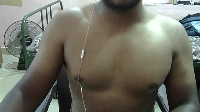 Snapshot of x_boyy_x chatting on September 12, 4:12 am x boyy x online show from September 12, 4:12 am