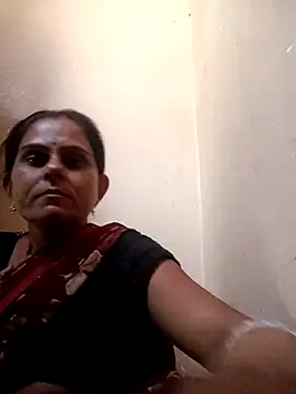 Snapshot of Hot_rachnasexy chatting on May 13, 2:20 am Hot rachnasexy online show from May 13, 2:20 am