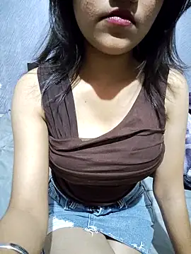 Snapshot of queen_visakha chatting on March 27, 2:17 pm queen visakha online show from March 27, 2:17 pm
