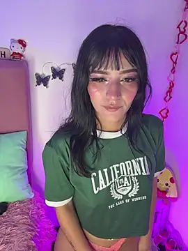 LindaWz  online show from April 4, 8:12 am