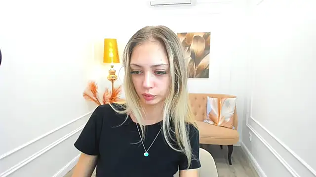 Snapshot of EmilyGraydis chatting on July 5, 7:54 pm EmilyGraydis online show from July 5, 7:54 pm