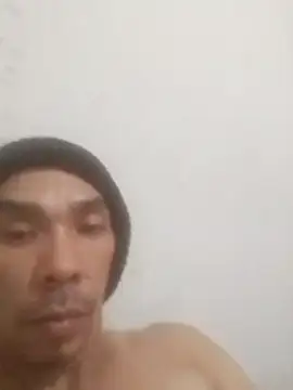Snapshot of Shawnzinho chatting on June 19, 4:11 pm Shawnzinho online show from June 19, 4:11 pm