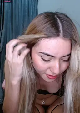 abilovesyou1 online show from April 17, 8:12 pm