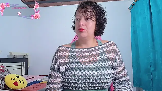 Snapshot of Miss_Oriana chatting on October 9, 4:16 pm Miss Oriana online show from October 9, 4:16 pm