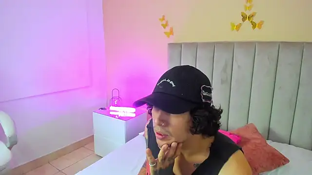 Snapshot of May_y_Goeth chatting on September 20, 2:45 am May y Goeth online show from September 20, 2:45 am