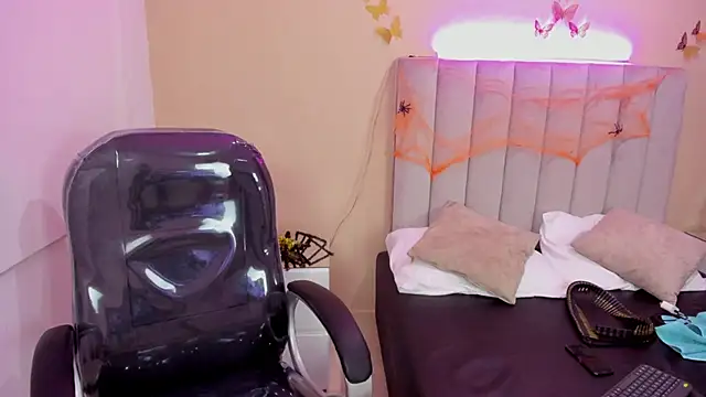 Snapshot of May_y_Goeth chatting on October 29, 3:09 am May y Goeth online show from October 29, 3:09 am