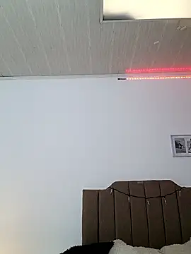 Elisabeth swan online show from January 7, 12:07 pm