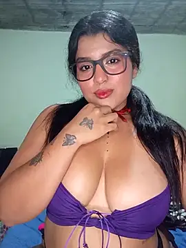 Snapshot of Cat_Hot_Party chatting on October 1, 5:02 am Cat Hot Party online show from October 1, 5:02 am