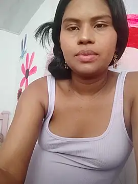 Snapshot of julietta1453 chatting on February 13, 3:19 pm julietta1453 online show from February 13, 3:19 pm