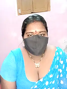 Snapshot of chubby_babitha-telugu chatting on October 13, 4:18 pm chubby babitha-telugu online show from October 13, 4:18 pm