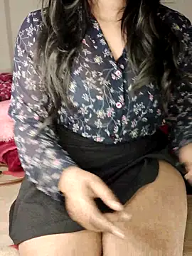 Riya Malik online show from February 24, 3:04 am