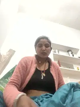 Snapshot of LUCKY_cut chatting on February 2, 1:54 pm LUCKY cut online show from February 2, 1:54 pm