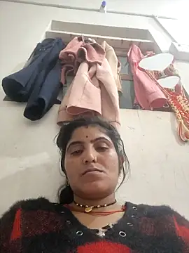 Snapshot of LUCKY_cut chatting on February 6, 6:44 pm LUCKY cut online show from February 6, 6:44 pm