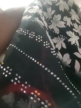 Snapshot of LUCKY_cut chatting on February 14, 2:36 pm LUCKY cut online show from February 14, 2:36 pm