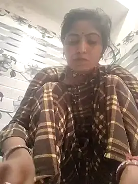 Snapshot of LUCKY_cut chatting on February 25, 5:39 am LUCKY cut online show from February 25, 5:39 am