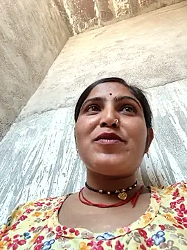 LUCKY cut online show from April 13, 4:29 am