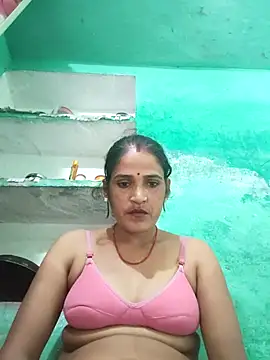 Nillohot online show from October 14, 10:05 am