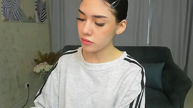 AlicieCarroll online show from September 25, 2:04 am