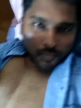 Snapshot of milkyseduce chatting on October 1, 5:35 am milkyseduce online show from October 1, 5:35 am