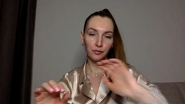 Varnyx online show from November 15, 2:35 pm