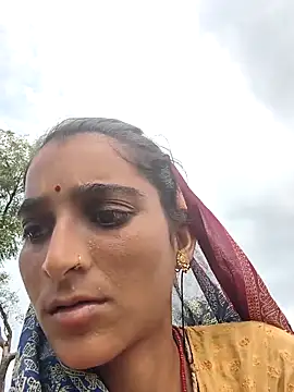 Snapshot of WildPayal chatting on September 19, 8:27 am WildPayal online show from September 19, 8:27 am