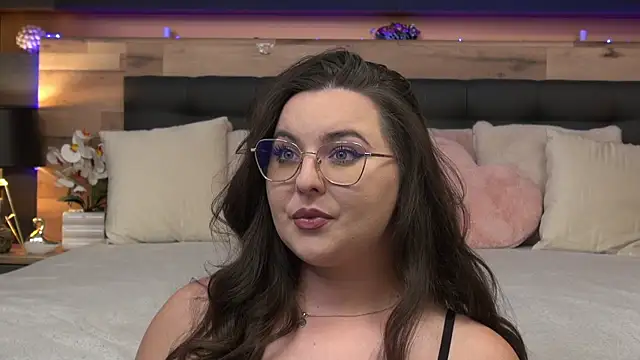 Snapshot of Mia_Swano chatting on July 28, 10:09 pm Mia Swano online show from July 28, 10:09 pm
