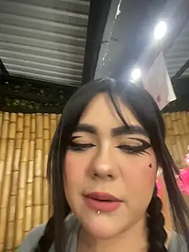 jasmincollin  online show from November 22, 2:21 am