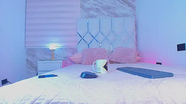 collet 1 online show from October 30, 12:17 pm