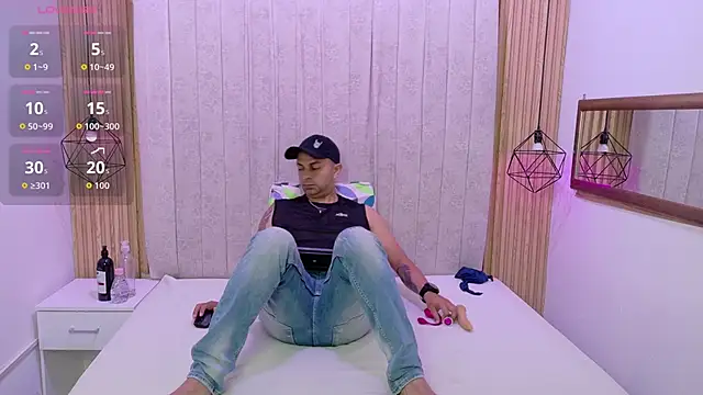 Kity spiderr online show from October 31, 12:50 pm