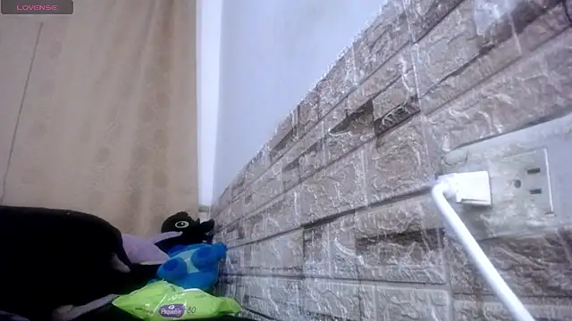 Snapshot of Bicky_24 chatting on April 22, 8:06 am Bicky 24 online show from April 22, 8:06 am