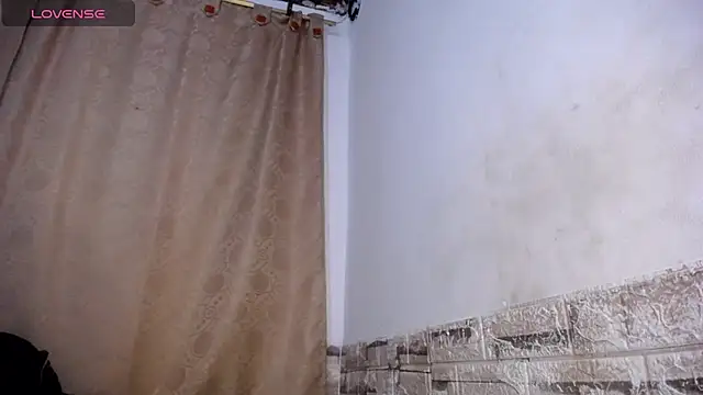 Snapshot of Bicky_24 chatting on July 9, 9:02 am Bicky 24 online show from July 9, 9:02 am