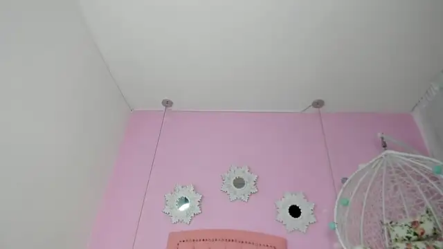 CannelaSmith online show from November 1, 5:59 pm