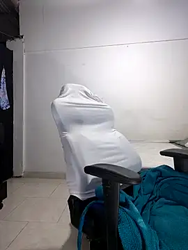 karly hot  online show from March 18, 12:36 am