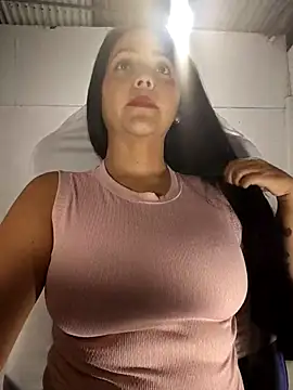 karly hot  online show from April 16, 11:07 pm