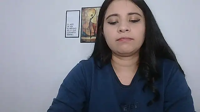Snapshot of ValerieLove_ chatting on February 13, 10:06 pm ValerieLove online show from February 13, 10:06 pm