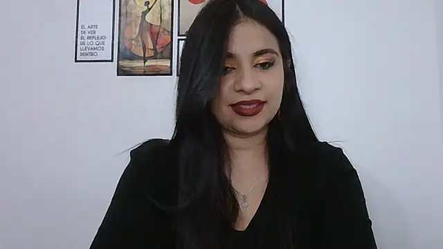 Snapshot of ValerieLove_ chatting on March 18, 10:46 pm ValerieLove online show from March 18, 10:46 pm