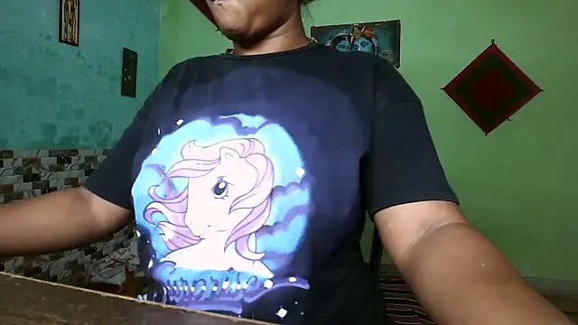 DearKimmi online show from September 23, 2:09 pm