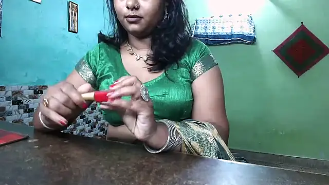 DearKimmi online show from September 28, 2:39 am