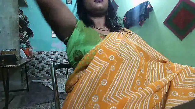 DearKimmi online show from November 22, 3:33 pm