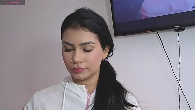 Paulaboterom online show from August 5, 8:22 pm