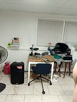 tripping385 online show from October 11, 2:11 am