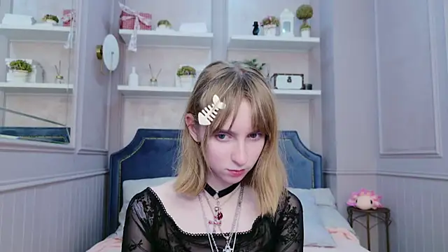 Beverly Gomes online show from November 7, 3:56 pm