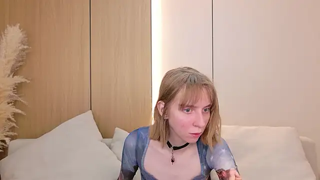 Beverly Gomes online show from July 23, 3:21 pm